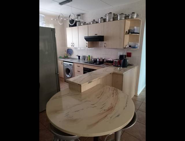 2 BEDROOM PROPERTY TO RENT IN RISANA